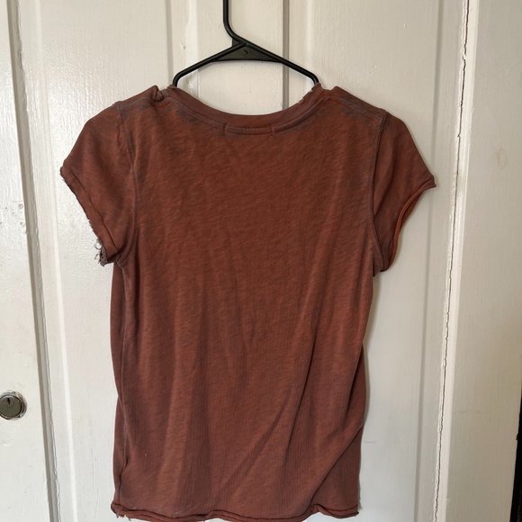 Free People We The Free distressed pocket tee, XS - Picture 2 of 3